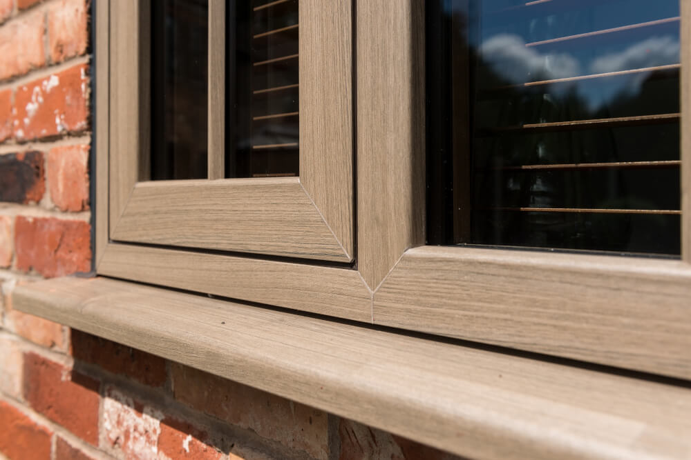 close up flush sash window
