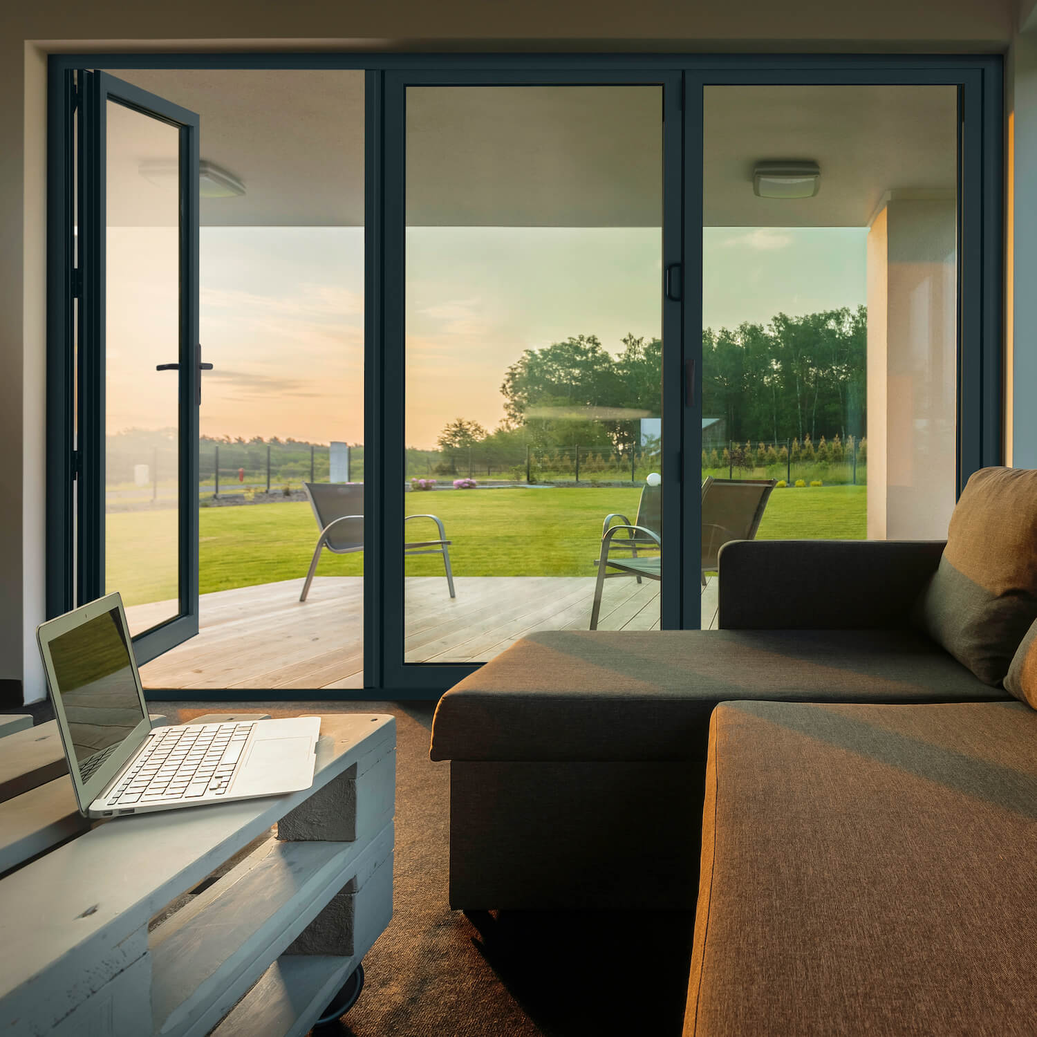 studioGlide bi-folding door