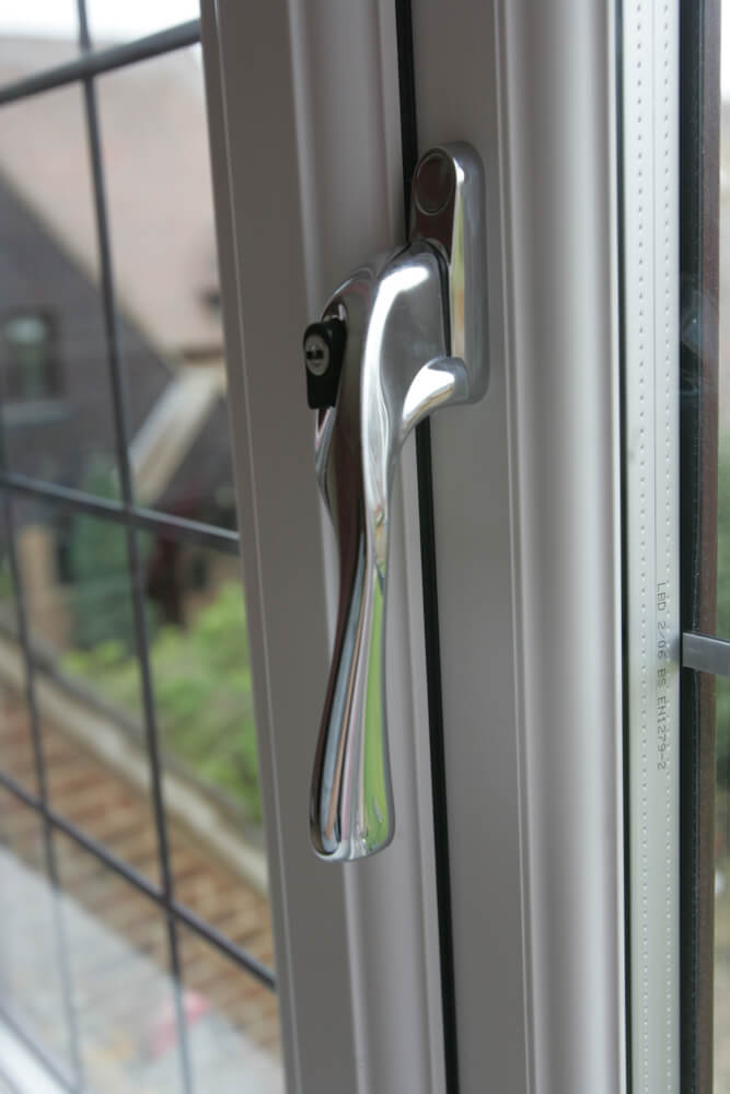 Logik ovolo chrome handle