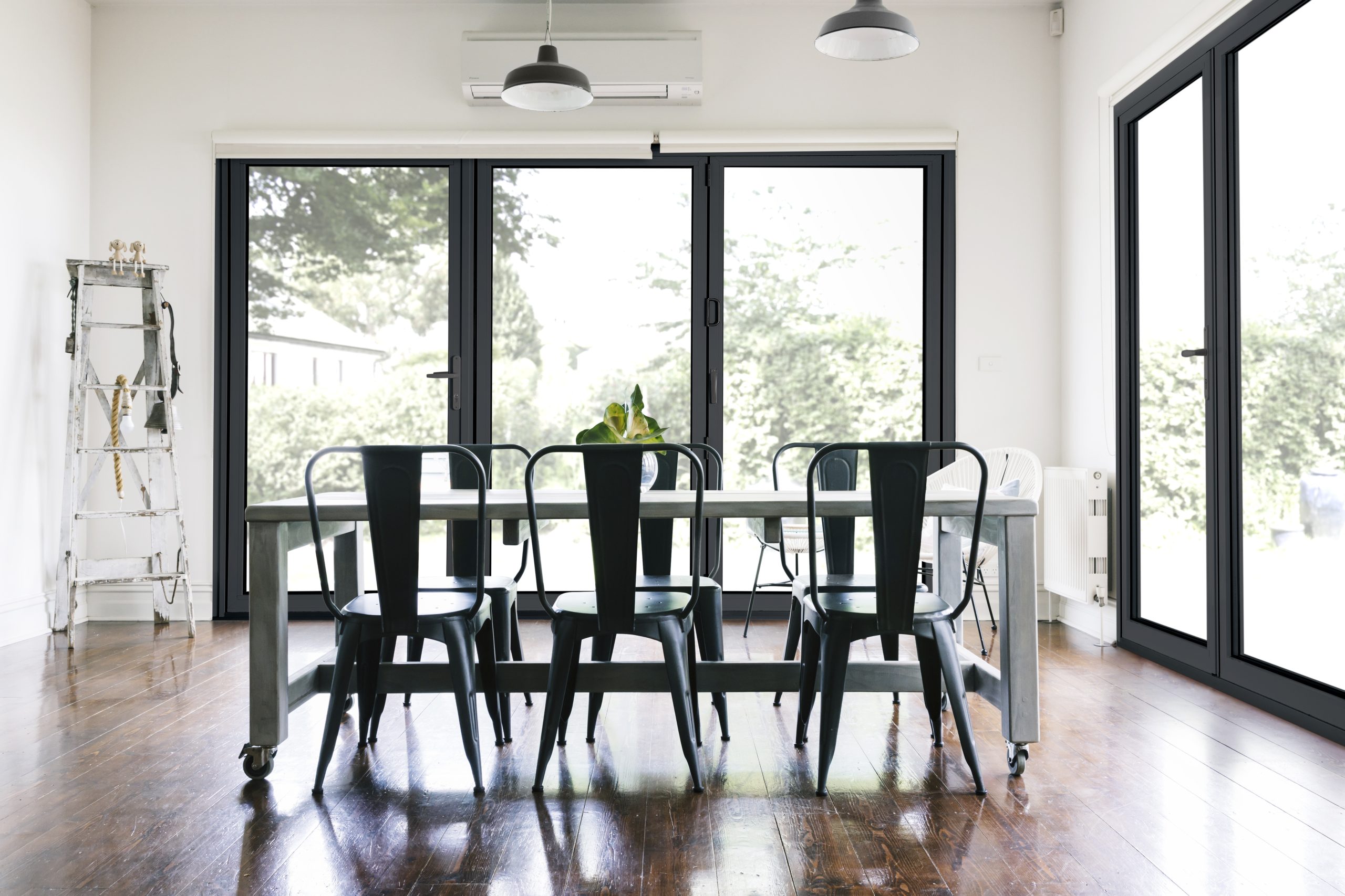 Studio glide bi-folding doors